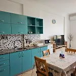 In 203 סרנדה