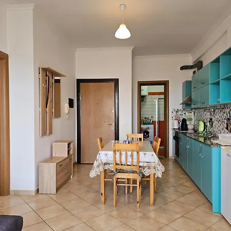 Appartement In 203 *